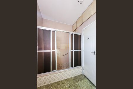 Apartamento à venda com 80m², 2 quartos e sem vaga Apartamento à venda com 80m², 2 quartos e sem vagaBanheiro Social