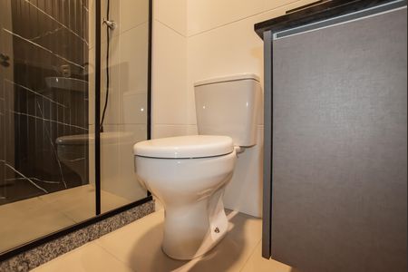 Studio para alugar com 30m², 1 quarto e sem vaga Studio para alugar com 30m², 1 quarto e sem vagaBanheiro