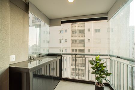Studio para alugar com 30m², 1 quarto e sem vaga Studio para alugar com 30m², 1 quarto e sem vagaVaranda