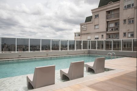 Studio para alugar com 30m², 1 quarto e sem vaga Studio para alugar com 30m², 1 quarto e sem vagaÁrea comum - Piscina