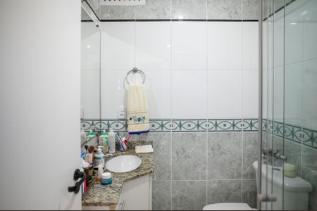 Banheiro Social de apartamento para alugar com 3 quartos, 97m² em Vila da Saúde, São Paulo