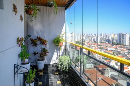 Apartamento à venda com 97m², 3 quartos e 3 vagas Apartamento à venda com 97m², 3 quartos e 3 vagasVaranda