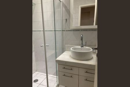 Banheiro de apartamento à venda com 3 quartos, 72m² em Jardim Olavo Bilac, São Bernardo do Campo