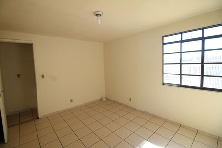 Casa à venda com 392m², 6 quartos e 3 vagasQuarto 2 - Casa 3