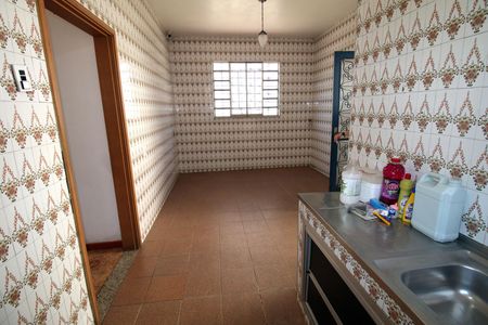 Casa à venda com 392m², 6 quartos e 3 vagasCozinha