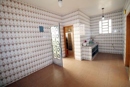 Casa à venda com 392m², 6 quartos e 3 vagasCozinha