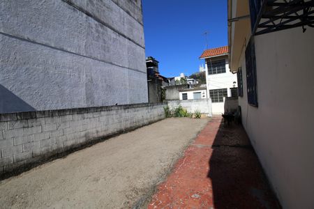 Casa à venda com 392m², 6 quartos e 3 vagasQuintal lateral