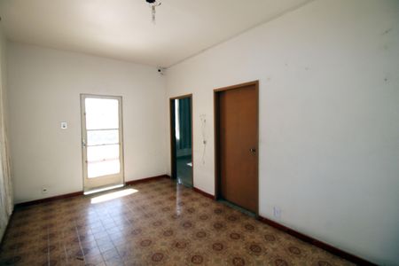Sala de casa à venda com 6 quartos, 392m² em Penha, Rio de Janeiro