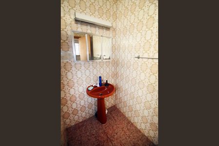 Casa à venda com 392m², 6 quartos e 3 vagasBanheiro