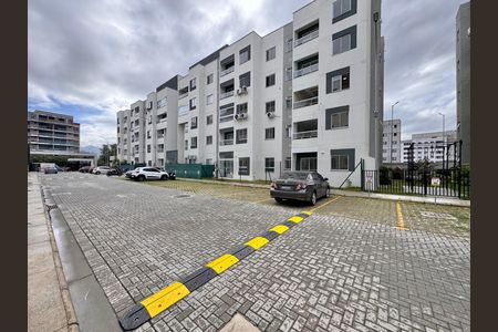 Apartamento para alugar com 45m², 2 quartos e 1 vaga Apartamento para alugar com 45m², 2 quartos e 1 vagaFachada