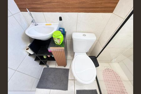 Banheiro Social de apartamento para alugar com 2 quartos, 45m² em Chácara Contagem, Contagem