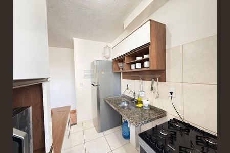 Apartamento para alugar com 45m², 2 quartos e 1 vagaCozinha e Área de Serviço