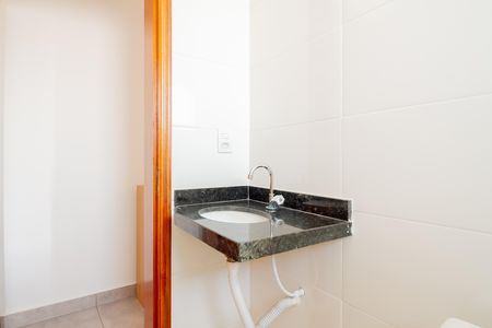 Apartamento para alugar com 45m², 2 quartos e 1 vaga Apartamento para alugar com 45m², 2 quartos e 1 vagaBanheiro