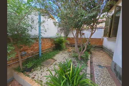 Área Externa de casa para alugar com 3 quartos, 200m² em Alto de Pinheiros, São Paulo