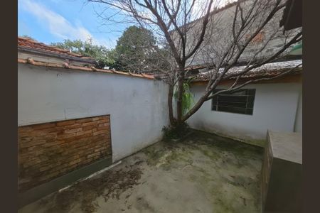 Área Externa de casa para alugar com 3 quartos, 200m² em Alto de Pinheiros, São Paulo