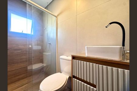 Apartamento para alugar com 57m², 2 quartos e sem vaga Apartamento para alugar com 57m², 2 quartos e sem vagaBanheiro