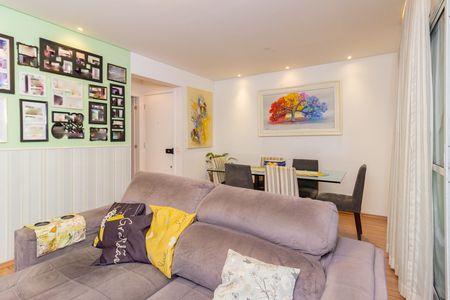 Sala de apartamento à venda com 3 quartos, 107m² em Jardim Santo Elias, São Paulo