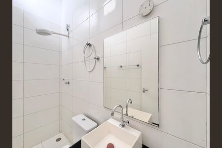 Casa para alugar com 70m², 2 quartos e 1 vaga Casa para alugar com 70m², 2 quartos e 1 vagaBanheiro da Suíte
