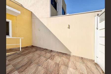 Garagem de casa para alugar com 2 quartos, 70m² em Nossa Senhora do O, São Paulo