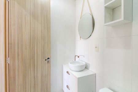 Apartamento para alugar com 59m², 2 quartos e 1 vaga Apartamento para alugar com 59m², 2 quartos e 1 vagaBanheiro