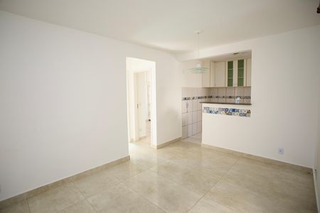 Apartamento à venda com 2 quartos, 55m² em Camargos, Belo Horizonte