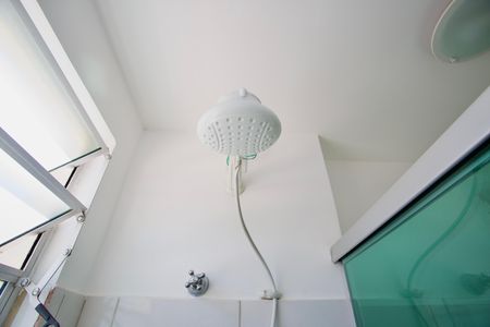 Banheiro Social de apartamento à venda com 2 quartos, 55m² em Camargos, Belo Horizonte