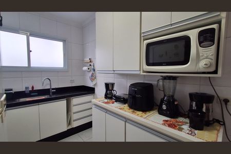 Apartamento para alugar com 82m², 2 quartos e 2 vagas Apartamento para alugar com 82m², 2 quartos e 2 vagasCozinha