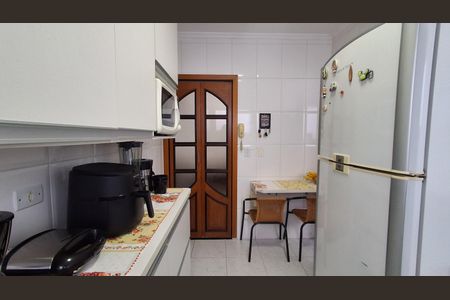 Apartamento para alugar com 82m², 2 quartos e 2 vagas Apartamento para alugar com 82m², 2 quartos e 2 vagasCozinha