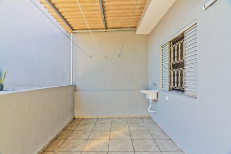 Área de Serviço de casa para alugar com 1 quarto, 45m² em Jardim Bandeirantes (zona Norte), São Paulo