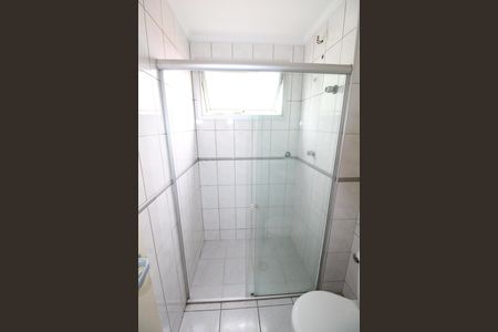 Banheiro de apartamento para alugar com 2 quartos, 68m² em Parque Industrial, São José dos Campos
