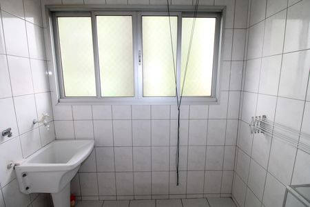 Apartamento para alugar com 68m², 2 quartos e 1 vagaÁrea de Serviço