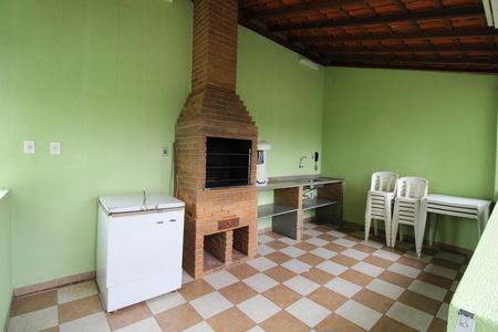 Apartamento para alugar com 68m², 2 quartos e 1 vagaÁrea comum - Churrasqueira