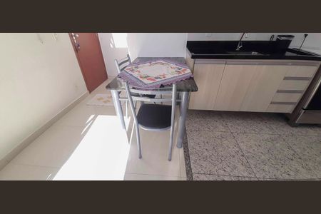Cozinha de apartamento à venda com 1 quarto, 33m² em Santa Maria, Osasco