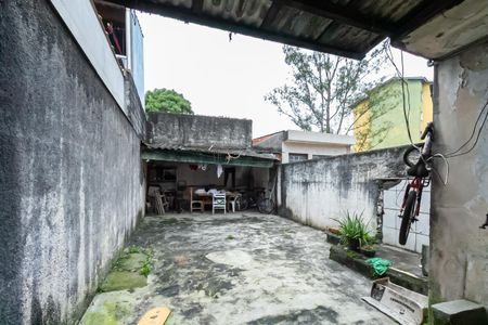 Quintal de casa à venda com 3 quartos, 160m² em Bairro dos Casa, São Bernardo do Campo