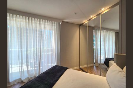 Studio para alugar com 65m², 1 quarto e 2 vagas Studio para alugar com 65m², 1 quarto e 2 vagasStudio