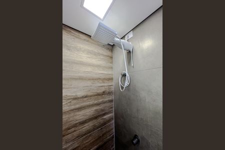 Banheiro de apartamento para alugar com 1 quarto, 38m² em Vila Invernada, São Paulo