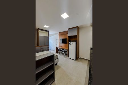 Cozinha de apartamento para alugar com 1 quarto, 38m² em Vila Invernada, São Paulo
