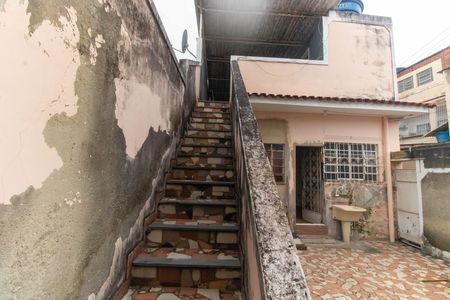 Escada  de casa à venda com 3 quartos, 120m² em Barreto, Niterói