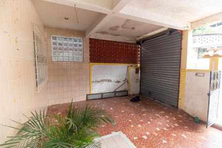 Garagem de casa à venda com 3 quartos, 120m² em Barreto, Niterói