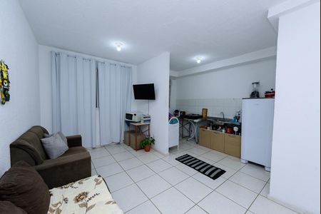 Sala de apartamento para alugar com 2 quartos, 47m² em Jardim Riacho das Pedras, Contagem