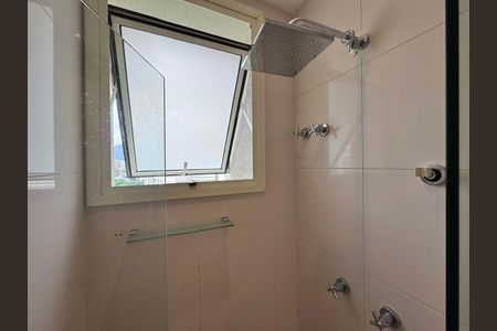Apartamento à venda com 436m², 4 quartos e 2 vagas Apartamento à venda com 436m², 4 quartos e 2 vagasSuíte 1 - Banheiro