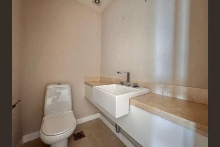 Apartamento à venda com 436m², 4 quartos e 2 vagas Apartamento à venda com 436m², 4 quartos e 2 vagasLavabo