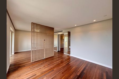 Apartamento à venda com 436m², 4 quartos e 2 vagas Apartamento à venda com 436m², 4 quartos e 2 vagasSuíte 4 (Master)