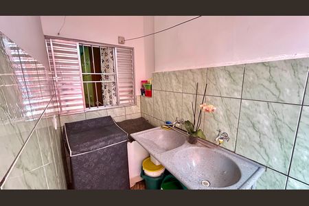 Casa à venda com 133m², 2 quartos e 2 vagas Casa à venda com 133m², 2 quartos e 2 vagasÁrea de Serviço