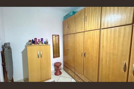Casa à venda com 133m², 2 quartos e 2 vagas Casa à venda com 133m², 2 quartos e 2 vagasQuarto 2
