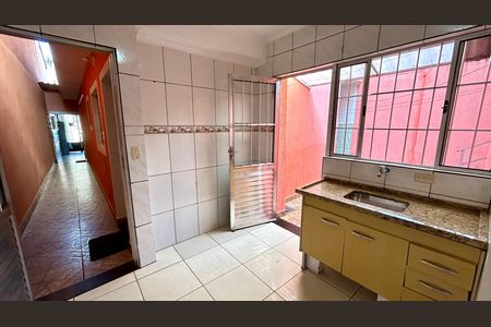 Cozinha de casa à venda com 2 quartos, 133m² em Jardim Kawamoto, Guarulhos