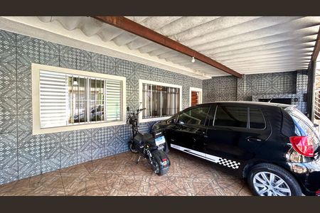 Casa à venda com 133m², 2 quartos e 2 vagas Casa à venda com 133m², 2 quartos e 2 vagasGaragem