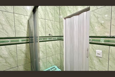 Casa à venda com 133m², 2 quartos e 2 vagas Casa à venda com 133m², 2 quartos e 2 vagasBanheiro 1