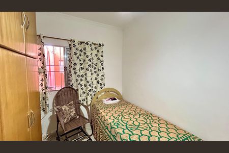 Casa à venda com 133m², 2 quartos e 2 vagas Casa à venda com 133m², 2 quartos e 2 vagasQuarto 2