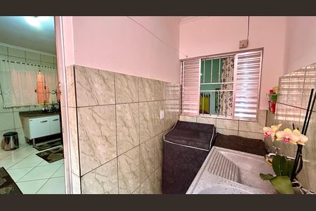 Casa à venda com 133m², 2 quartos e 2 vagas Casa à venda com 133m², 2 quartos e 2 vagasÁrea de Serviço